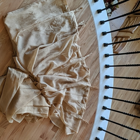 4 panels loop top size 84 long 52 wide - Picture 4 of 5